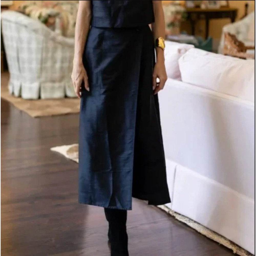 New NWT Julia Amory Skirt‎ Park Avenue